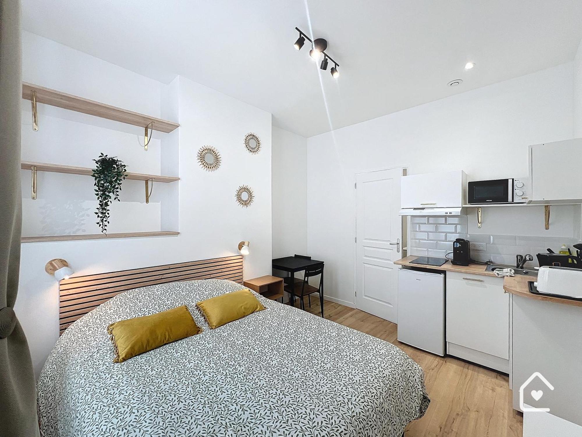 Studios - 1 Min Gare Chatellerault - Entree Autonome - Exterior photo